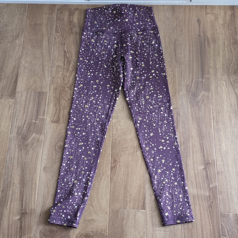 Aerie Burgundy Star Pattern Leggings
